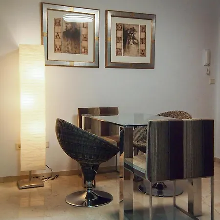 Apartment Cmapartamentos-1 *